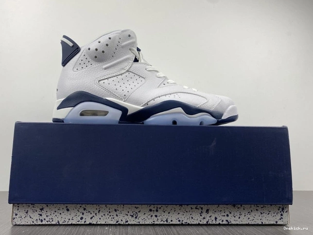 One Kick (2022) Navy Jordan CT8529-141 Retro 6 Midnight 0707